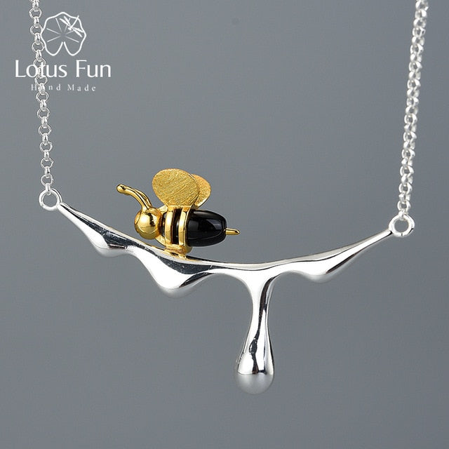 Collar "Dulce Miel" – La Joya de la Abeja Reina (Plata 925)