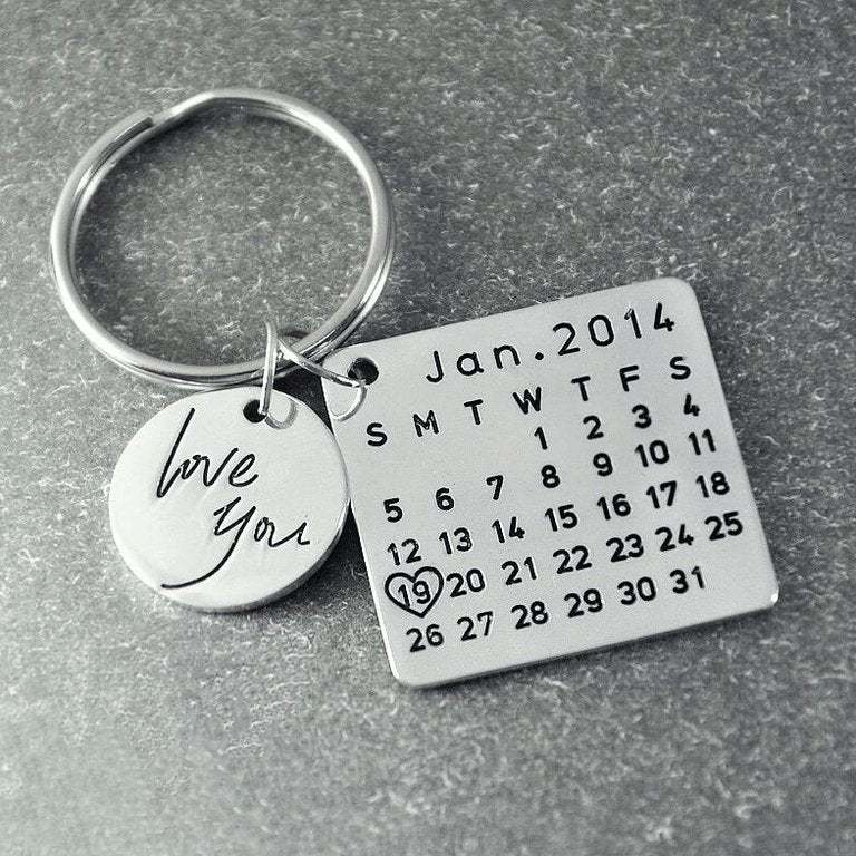 Porte-clés Calendrier JOUR/MOIS/ANNÉE + GRAVURE (jusqu'à 10 lettres)