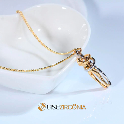 Collar Abrazo de Amor - Un abrazo eternizado en una Joya de Lujo