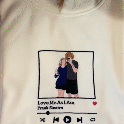 T-shirt et Sweat-shirt Personnalisé avec Photo | Le Cadeau Idéal pour les Couples et les Familles