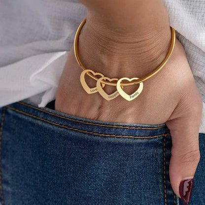 Bracelet Cœur avec 3 ou 4 Prénoms Personnalisés