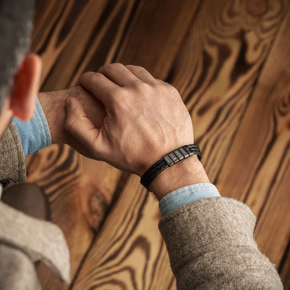 BRACELET EN CUIR PRÉNOMS™ PERSONNALISÉ – Cadeau pour Papa