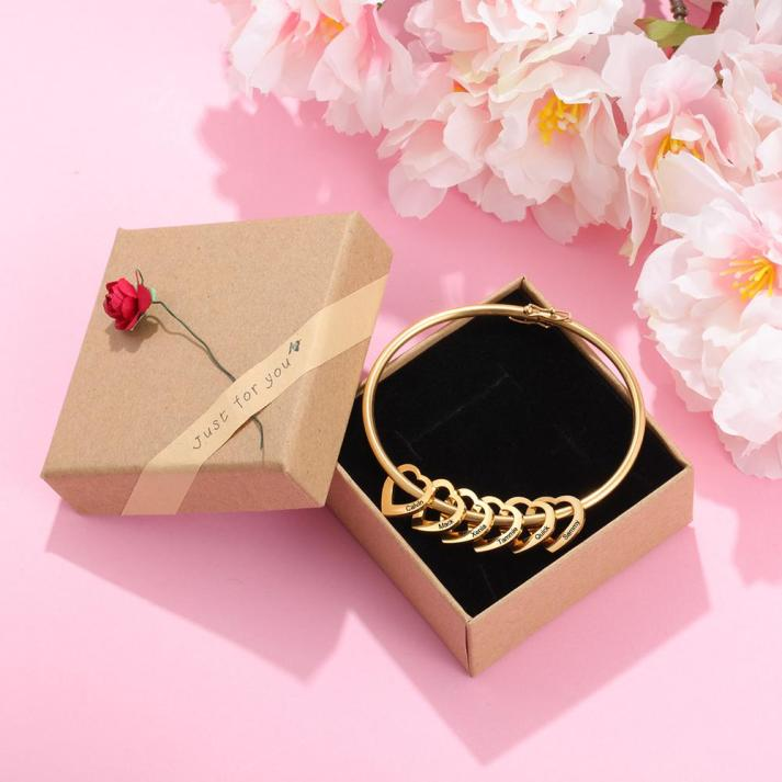Bracelet « Cœur de Mère » – Les Amours de votre vie toujours avec vous (Jusqu'à 8 noms)