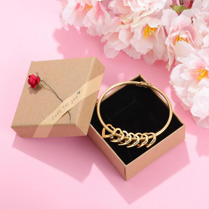 Bracelet « Cœur de Mère » – Les Amours de votre vie toujours avec vous (Jusqu'à 8 noms)