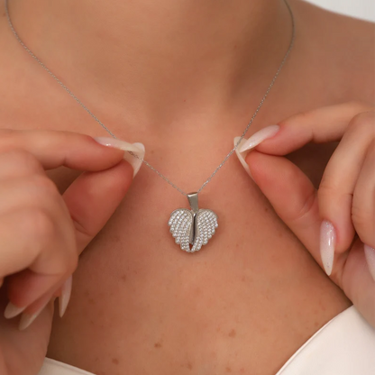Colar Asas de Anjo: Sua Memória Mais Perto do Coração