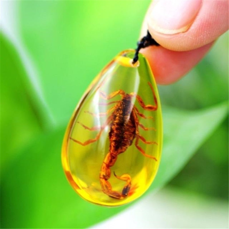 Colgante de escorpión/Amuleto de protección