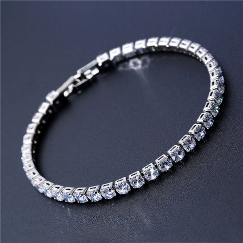 Pulsera con piedras de circonita cúbica de 4 mm