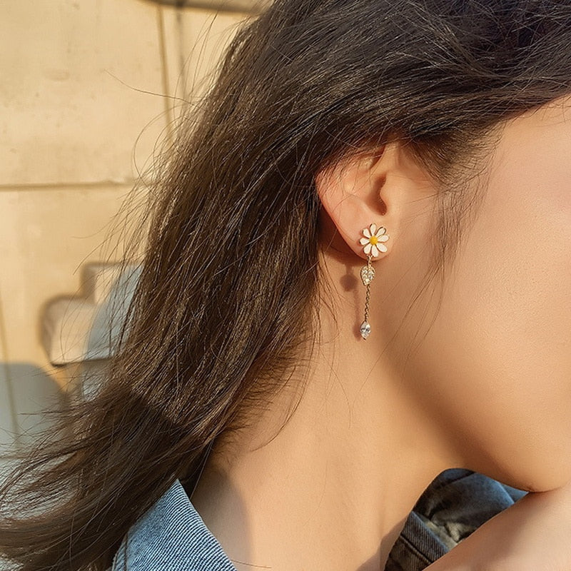 Pendientes largos de flor de margarita