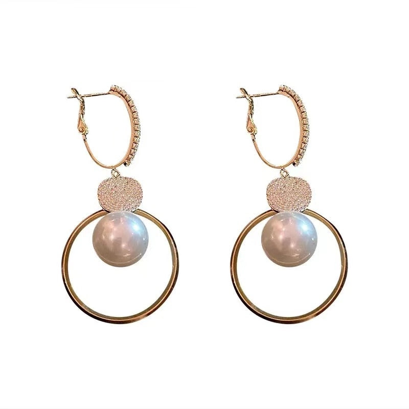Aretes de perlas con circonitas